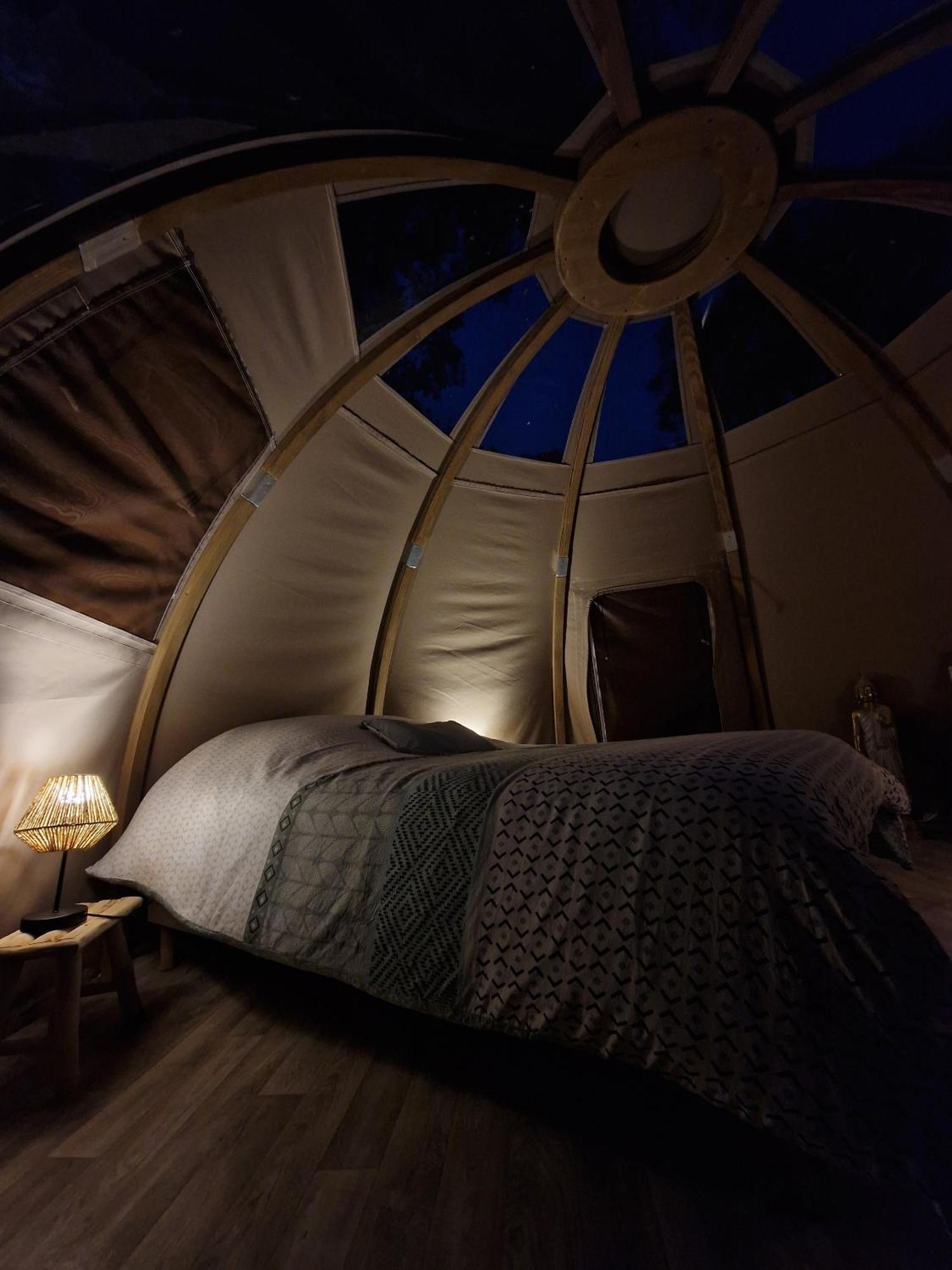 Les Nuits De Cassiopee Bed and Breakfast Sorde-lʼAbbaye Δωμάτιο φωτογραφία