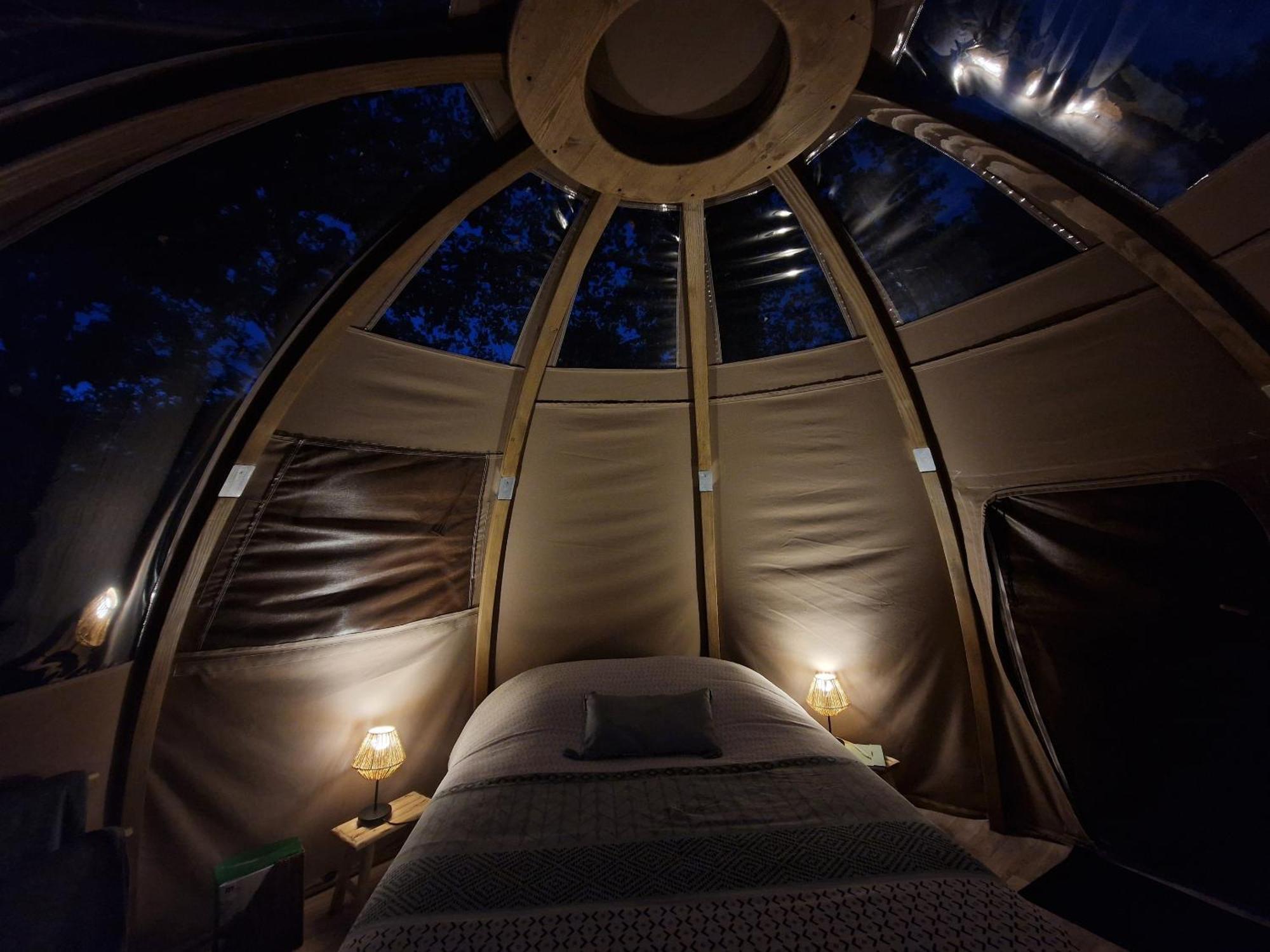 Les Nuits De Cassiopee Bed and Breakfast Sorde-lʼAbbaye Δωμάτιο φωτογραφία
