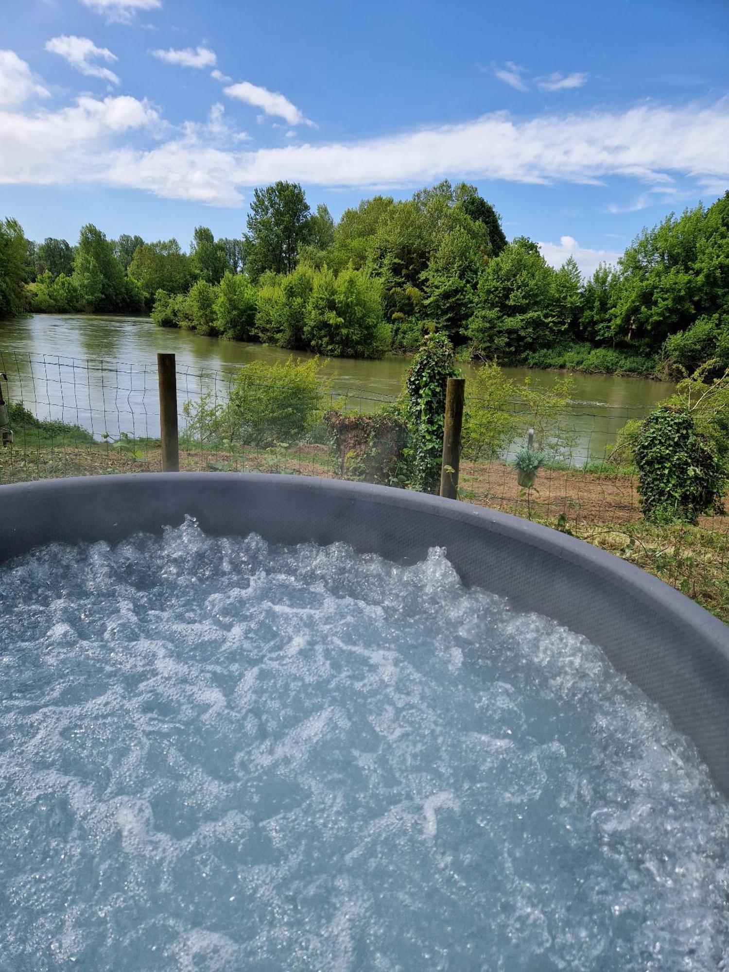 Les Nuits De Cassiopee Bed and Breakfast Sorde-lʼAbbaye Δωμάτιο φωτογραφία