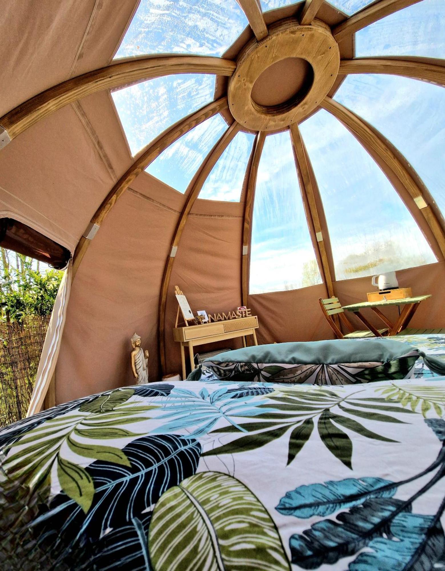 Les Nuits De Cassiopee Bed and Breakfast Sorde-lʼAbbaye Δωμάτιο φωτογραφία