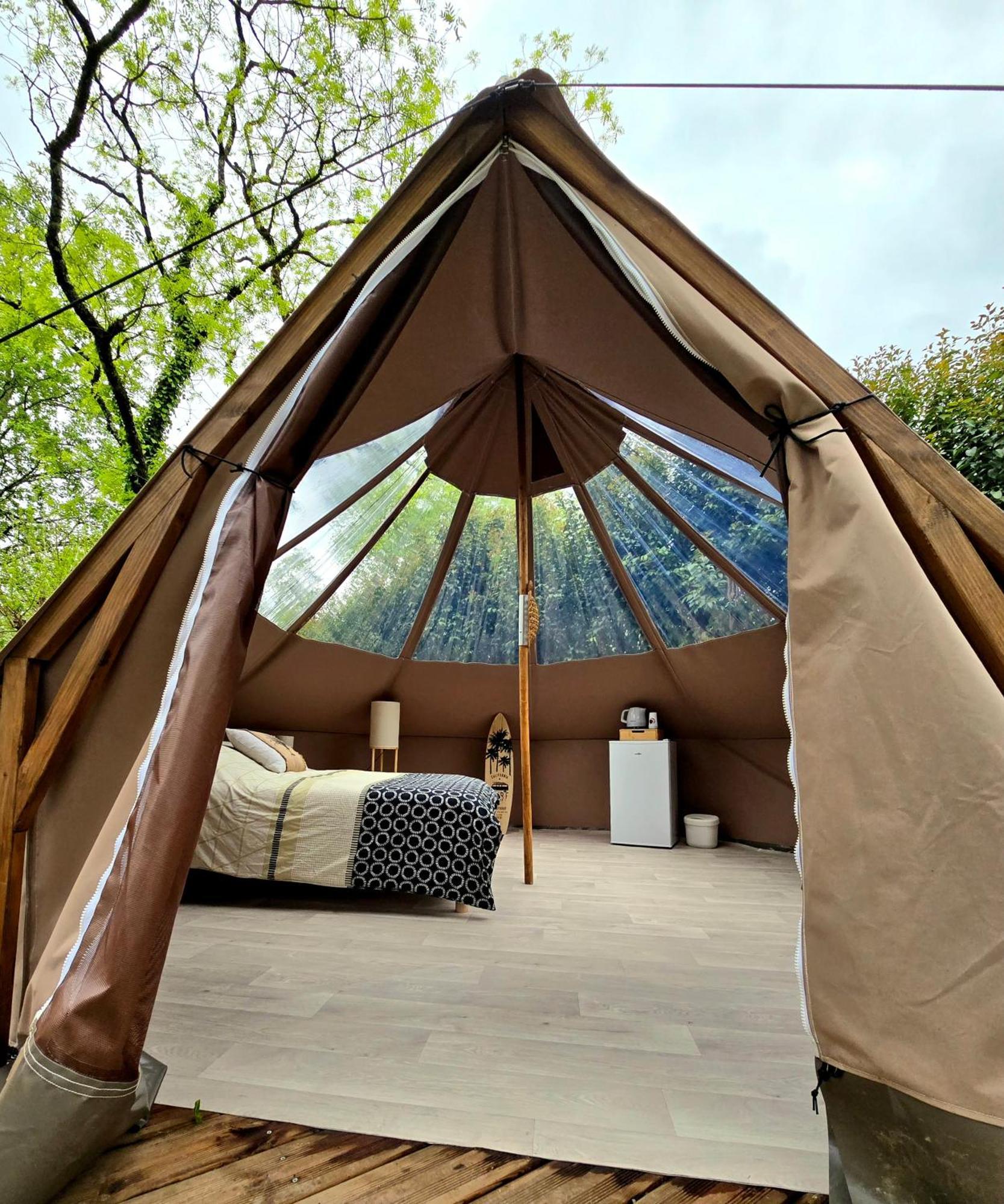Les Nuits De Cassiopee Bed and Breakfast Sorde-lʼAbbaye Εξωτερικό φωτογραφία